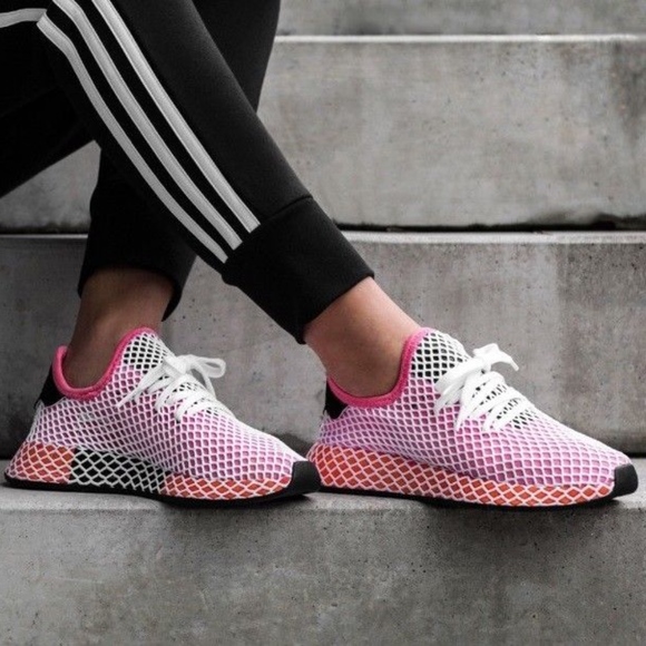 deerupt runner shoes adidas
